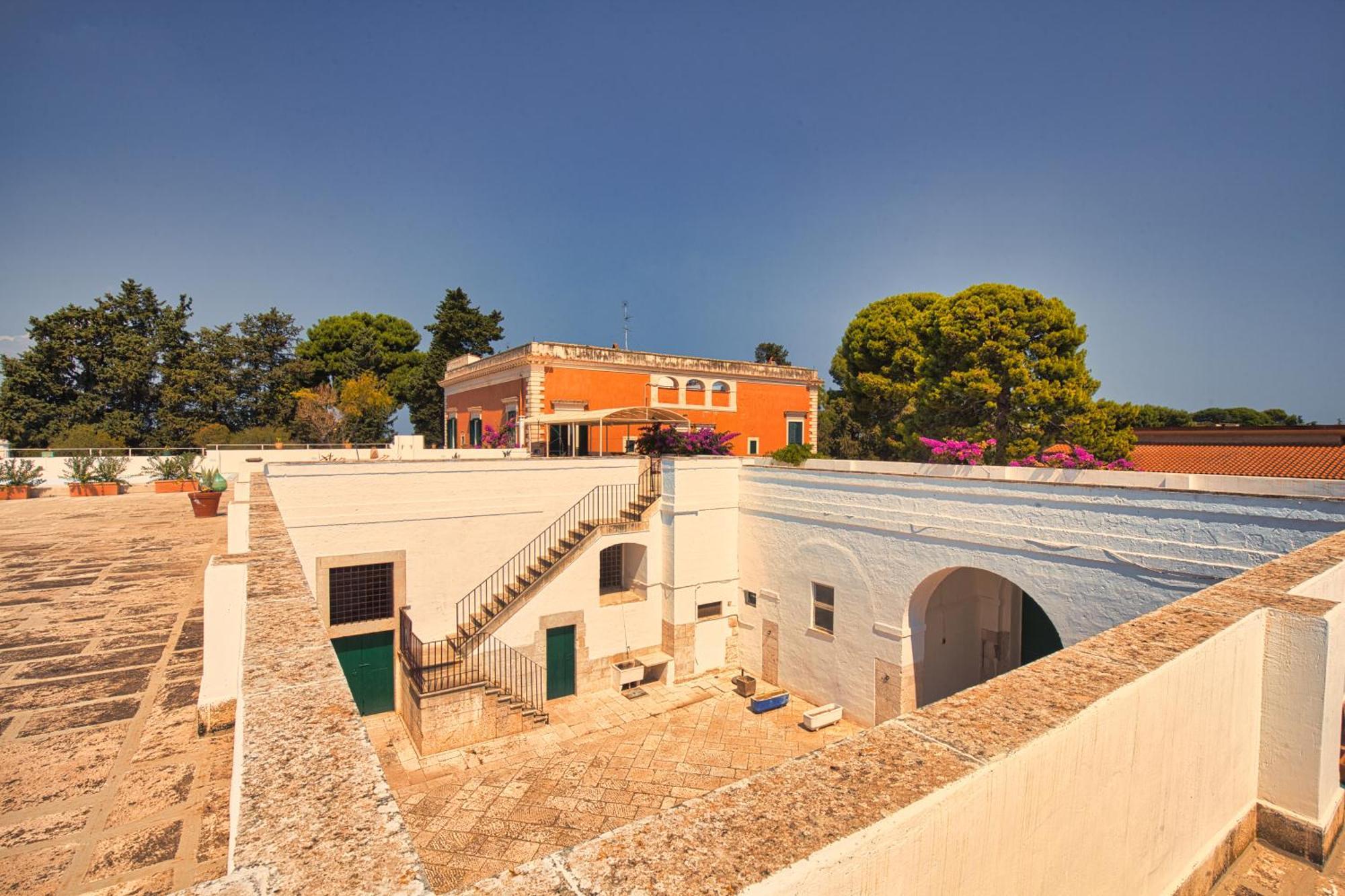 Villa Ceci Dimora Di Storie Andria Luaran gambar